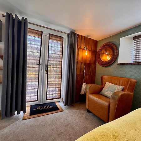 샐컴 Brightham House - Exclusively For Adults B&B 외부 사진
