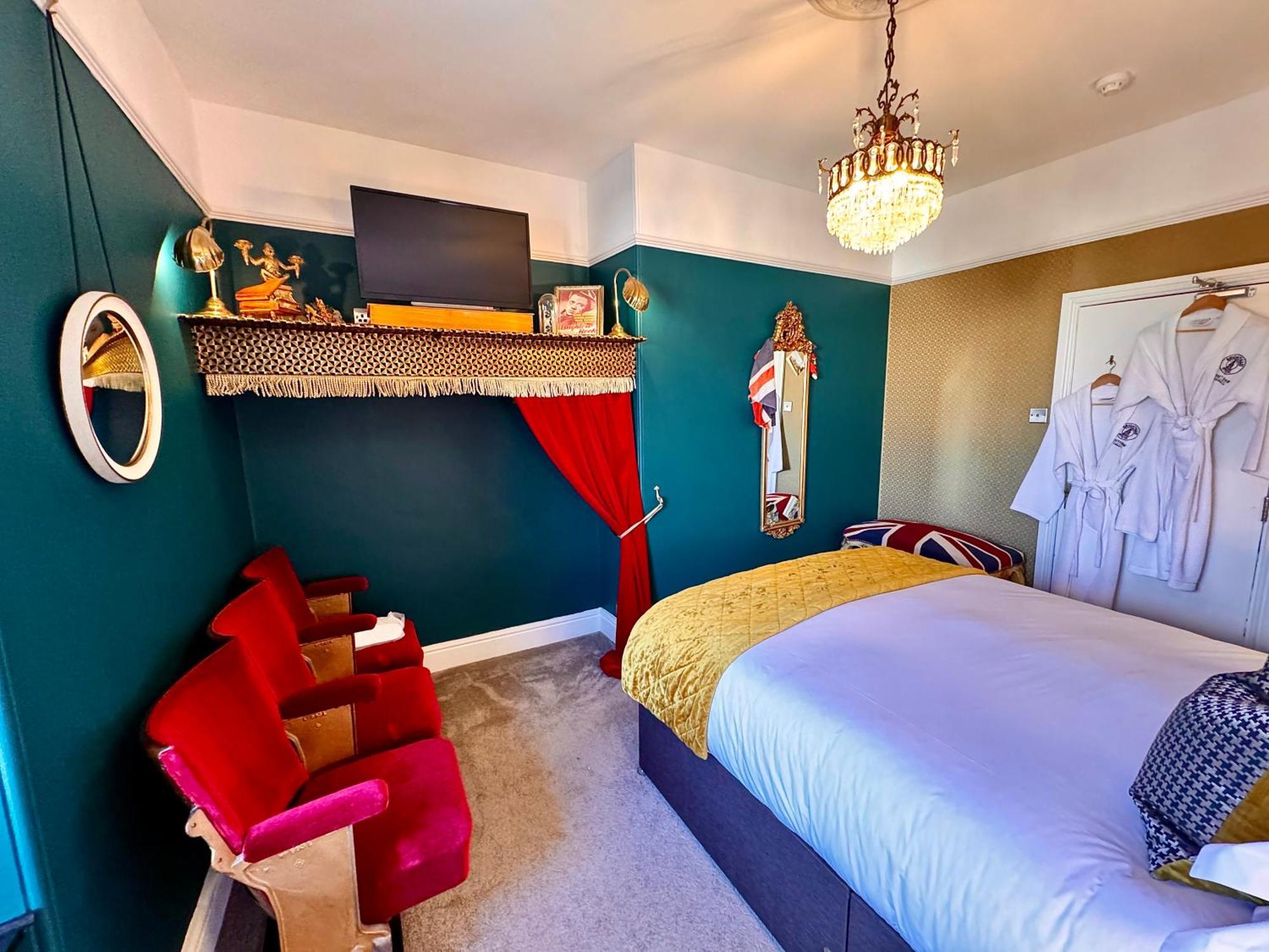 샐컴 Brightham House - Exclusively For Adults B&B 외부 사진